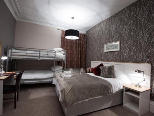 Parkwood Hotel - Hizvo