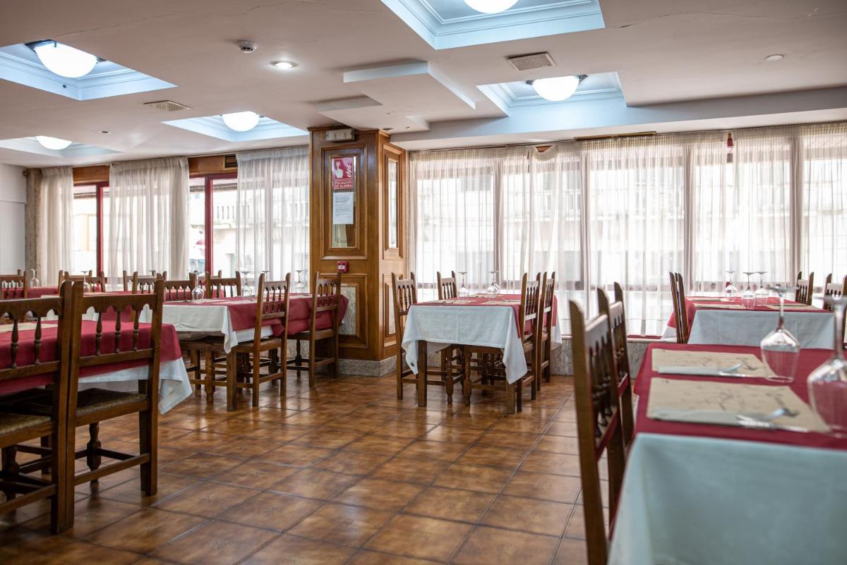 Hotel City Express Comercio - Housity