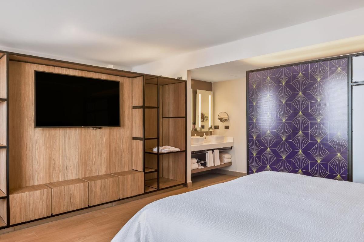Fiesta Inn Mazatlán - Hizvo