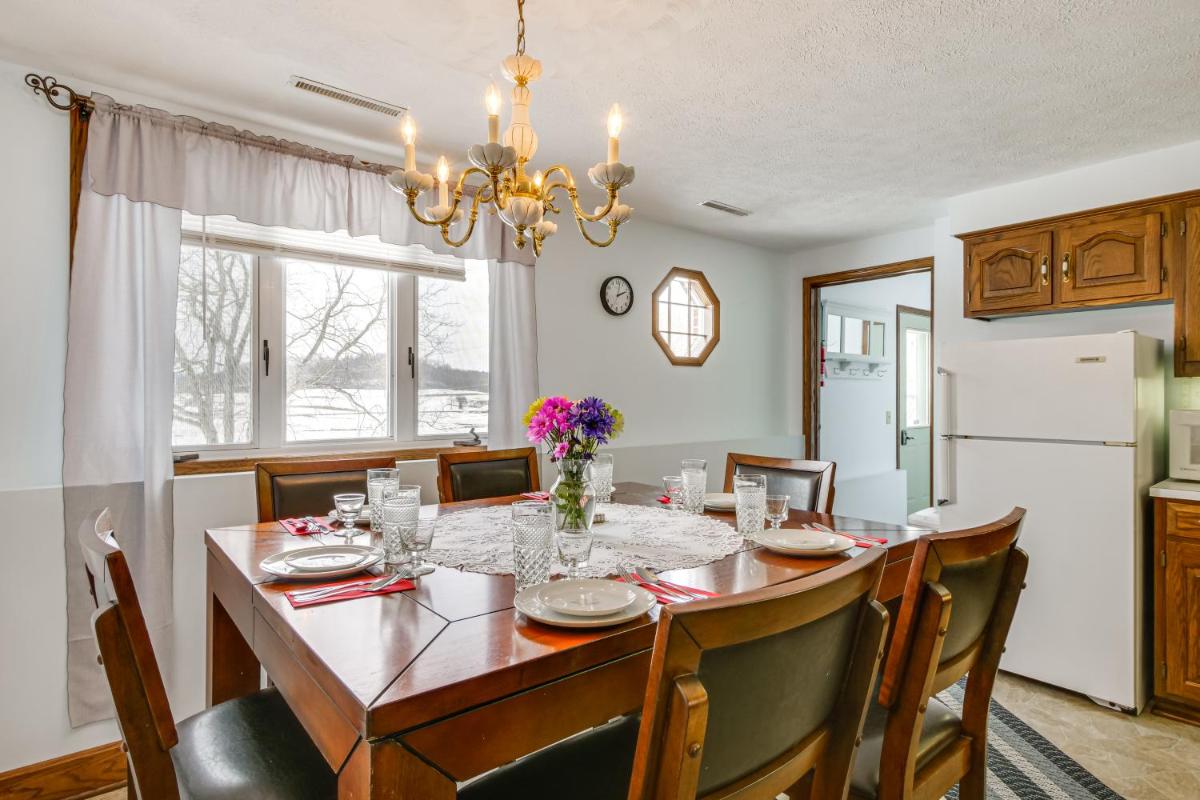 Secluded Ohio Amish Country Getaway with Fire Pit - Housity