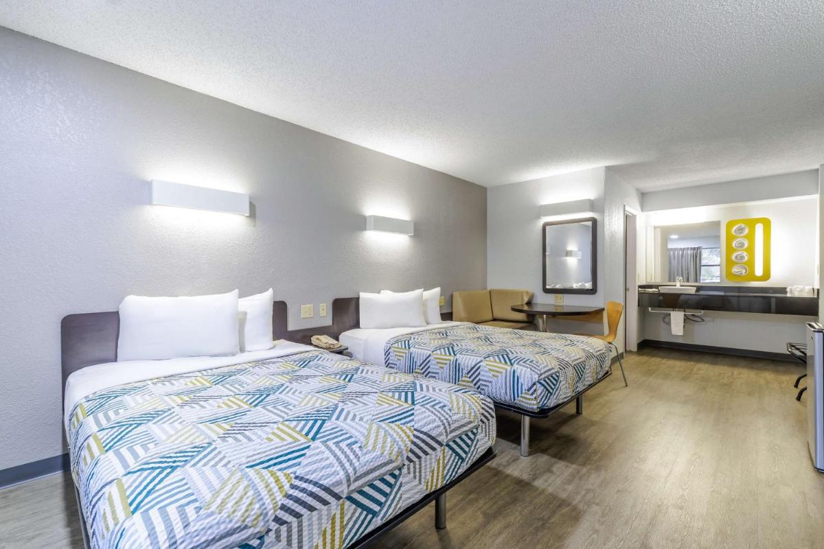 Motel 6 Boerne TX - Housity