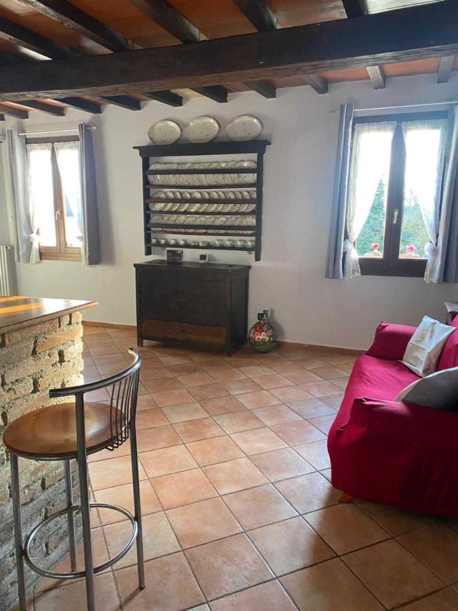 B&B Happiness in the Country - Housity