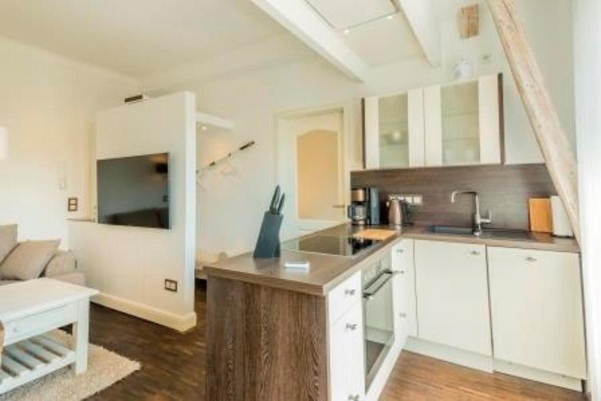 "Villa Anker" 1 Etage - links - Housity
