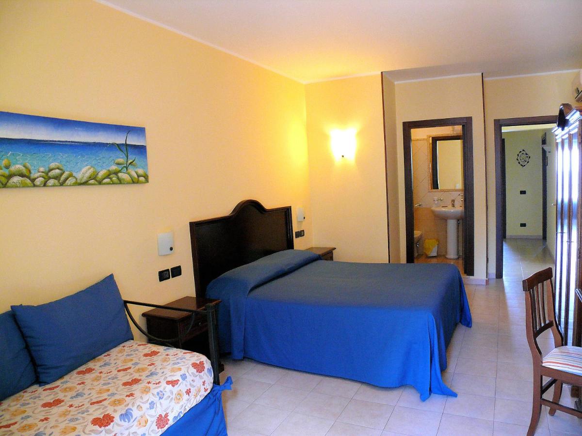 B&B Miramare - Housity