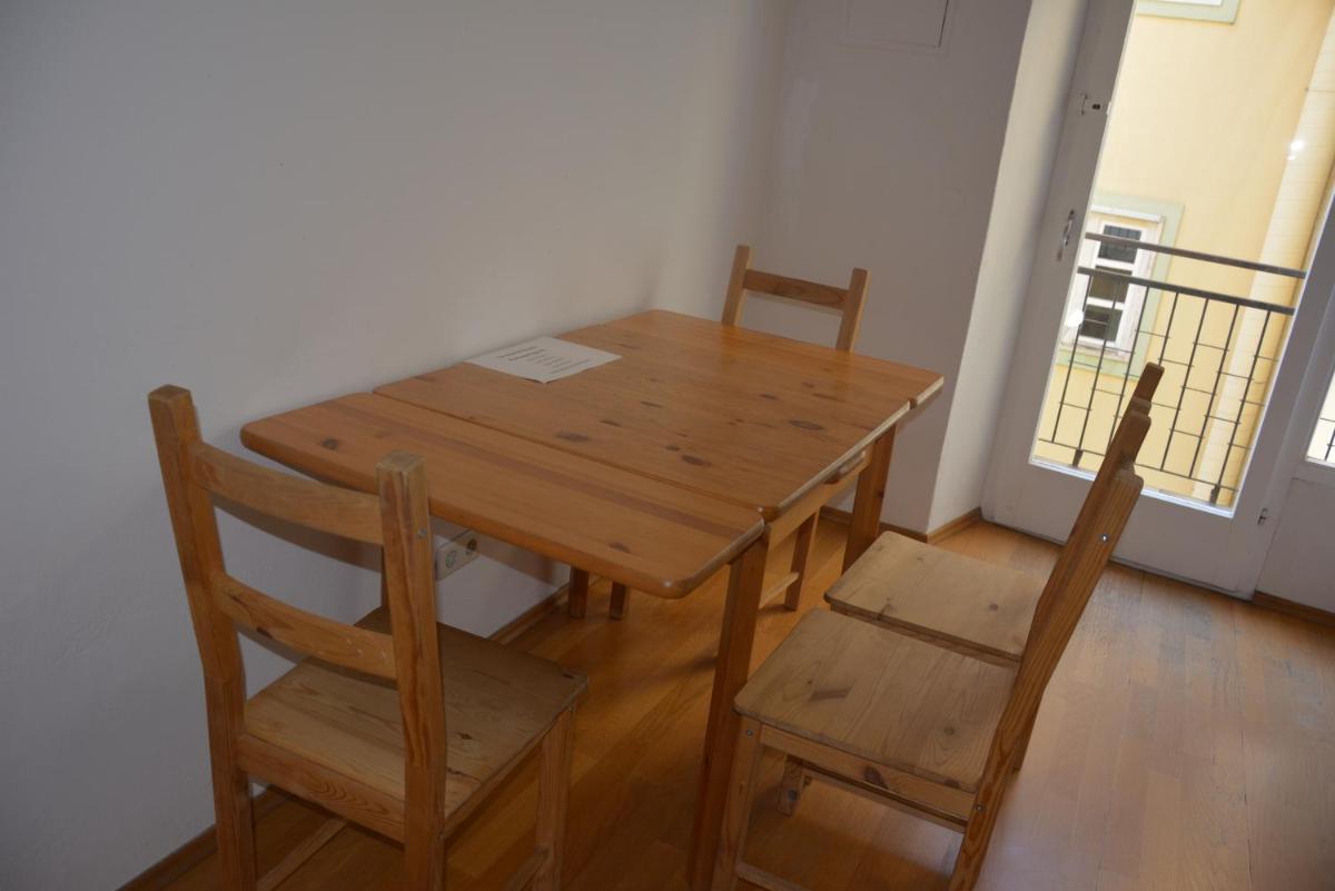Wohnung, 1 Schlafzimmer, Balkon - Housity