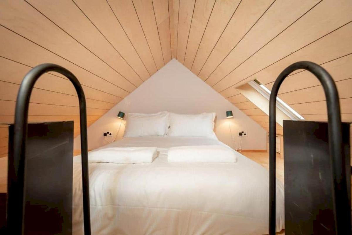 The Cupboard - Elie - Housity