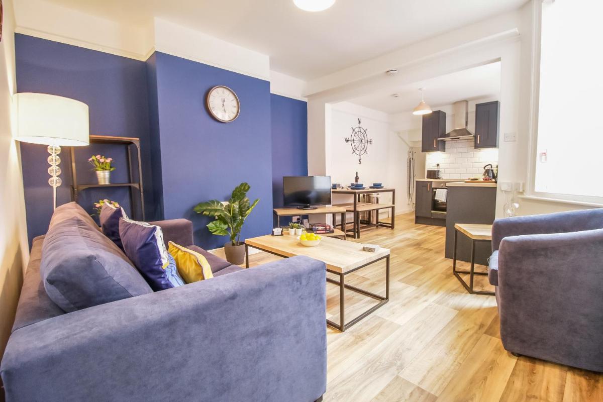 Lake View Apartments, Oulton Broad - Housity