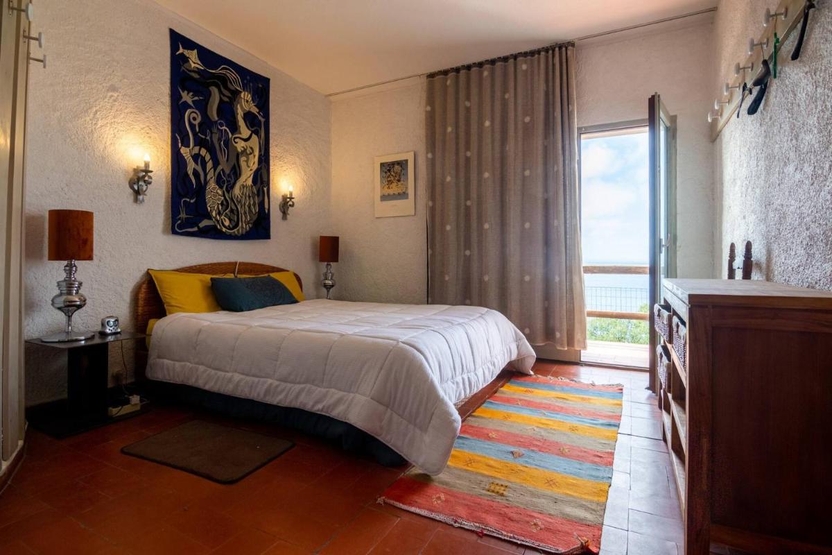 Villa Alco en Roses con vistas preciosas del mar - Housity