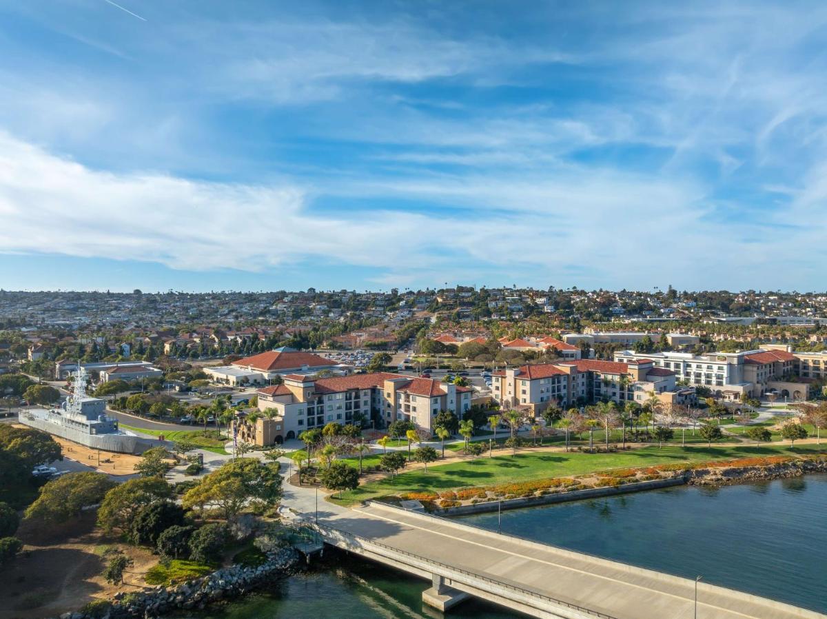 Homewood Suites by Hilton San Diego Airport-Liberty Station - Housity