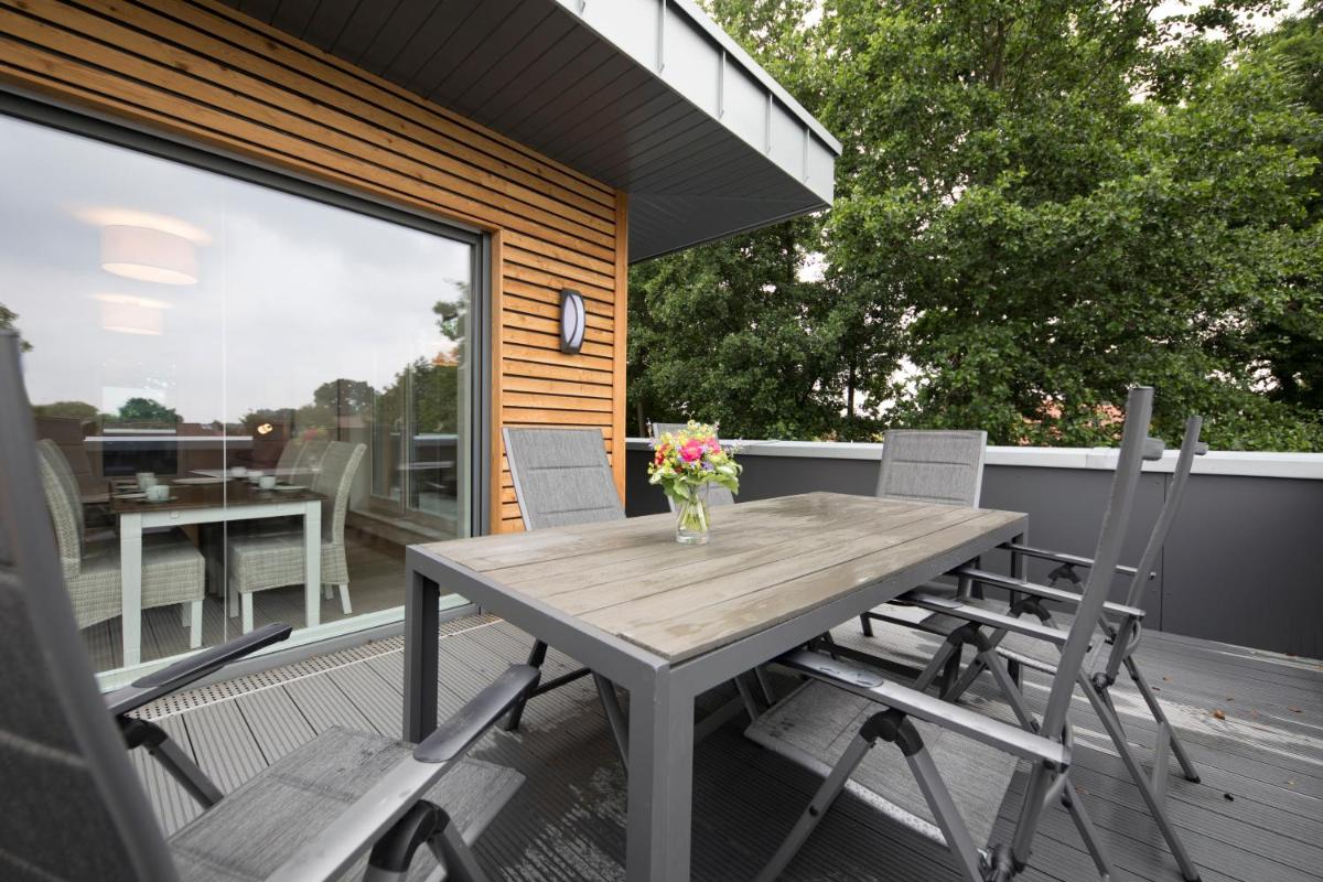 5 Block Royal - Housity