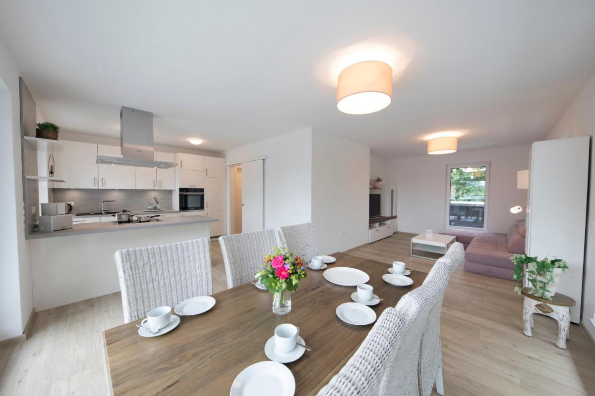 5 Block Royal - Housity