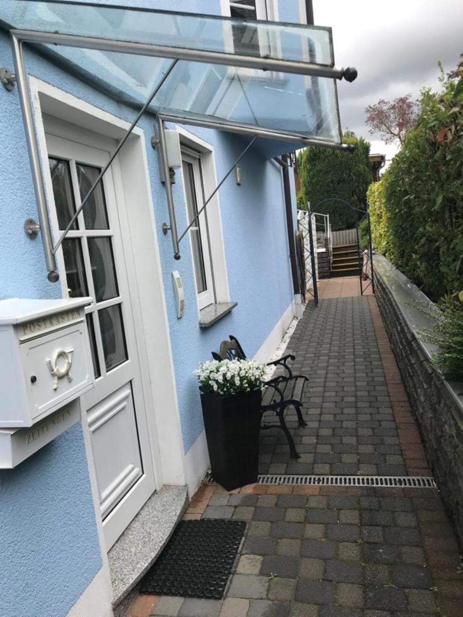 Blue House Mosel - Housity