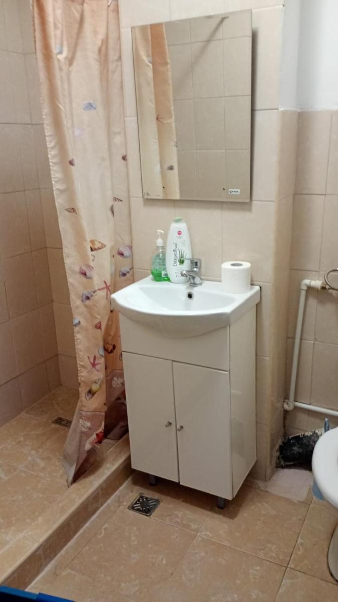4 Rooms Apartment - Hizvo