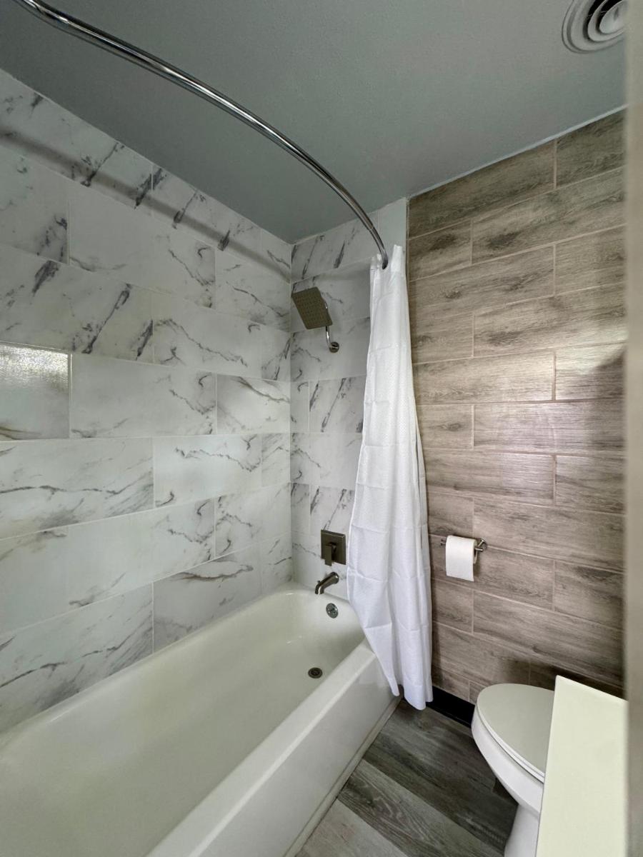 Nampa Downtown Inn - Housity