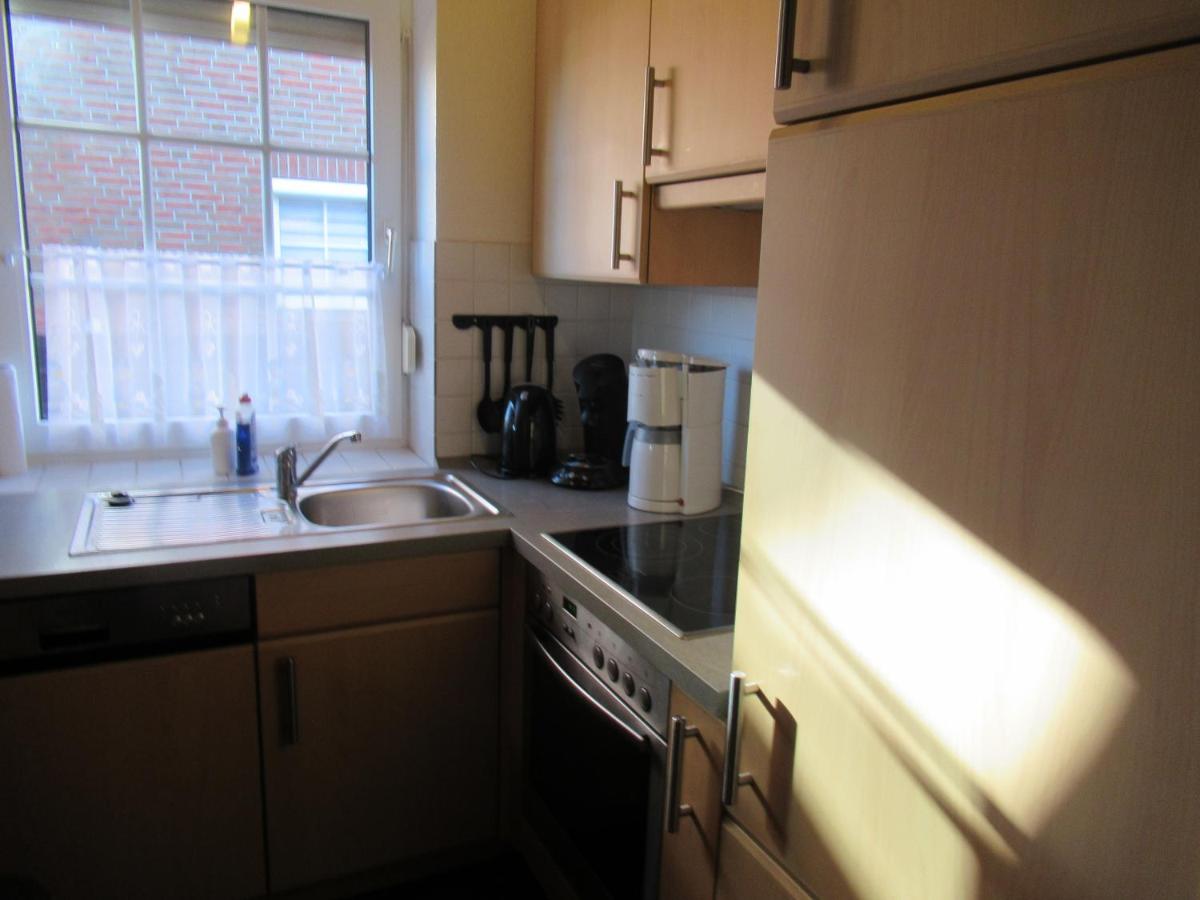 Ferienhaus Hooksiel mit Sauna und Kamin - Housity