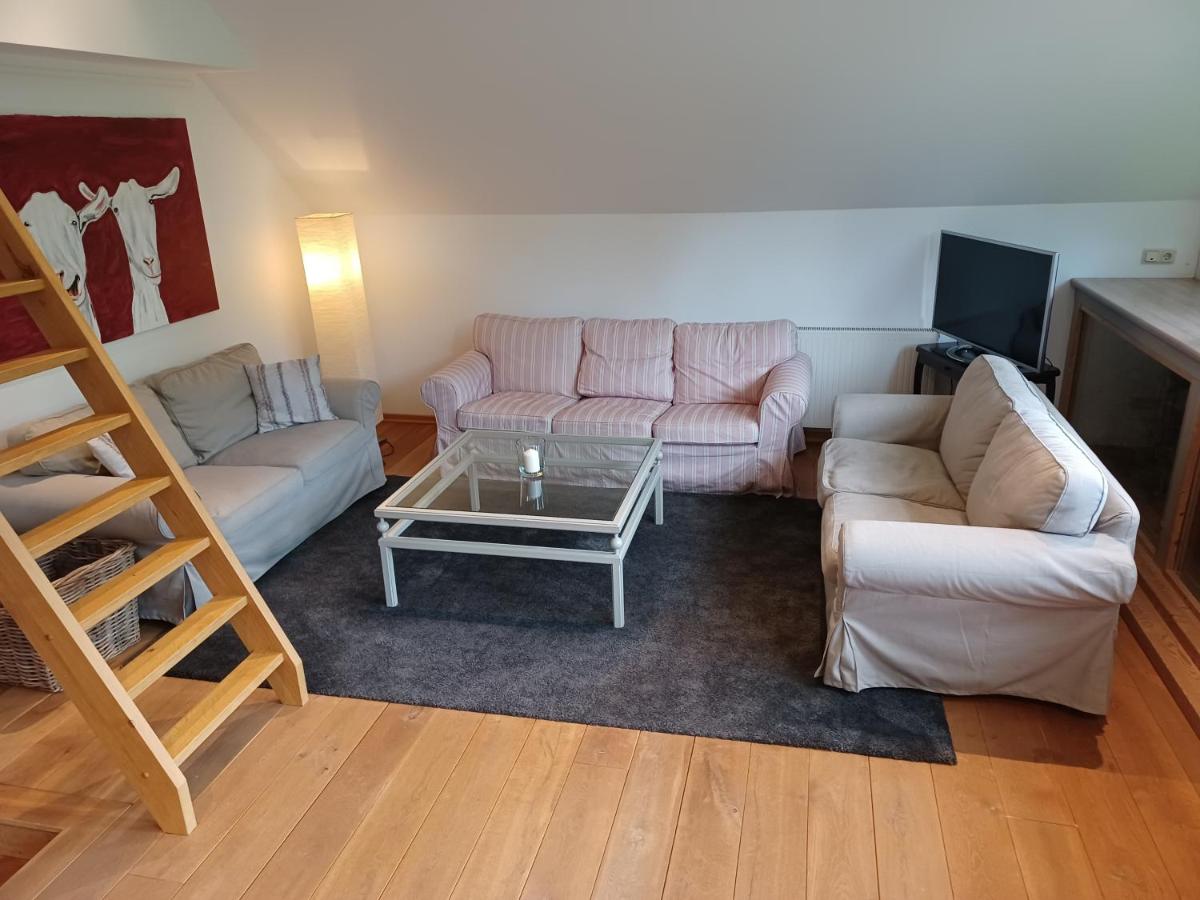 Sammetbach - Housity