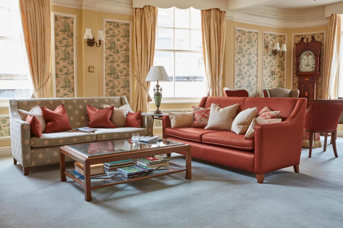 Royal York & Faulkner Hotel - Housity