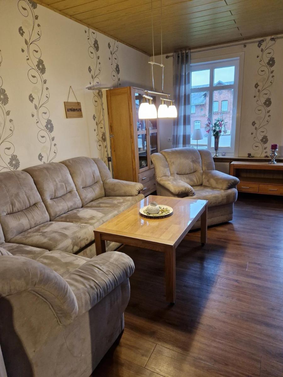 Gr FerienhausWohnung,Nordhastedt 2- 6 Personen 16 km zur Nordsee 24 km Büsum 45km St Peter Ording - Housity