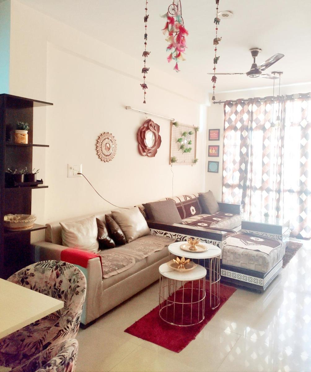 Exclusive Floor on Manali Expressway for Family - Housity