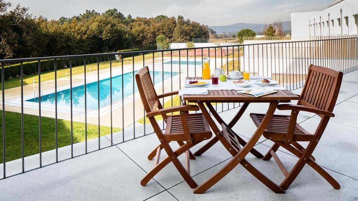 A piscina em ou perto de Hotel Minho