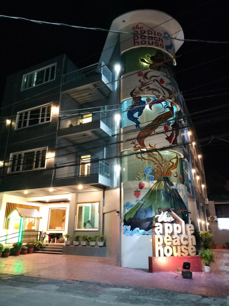The ApplePeach House - Housity