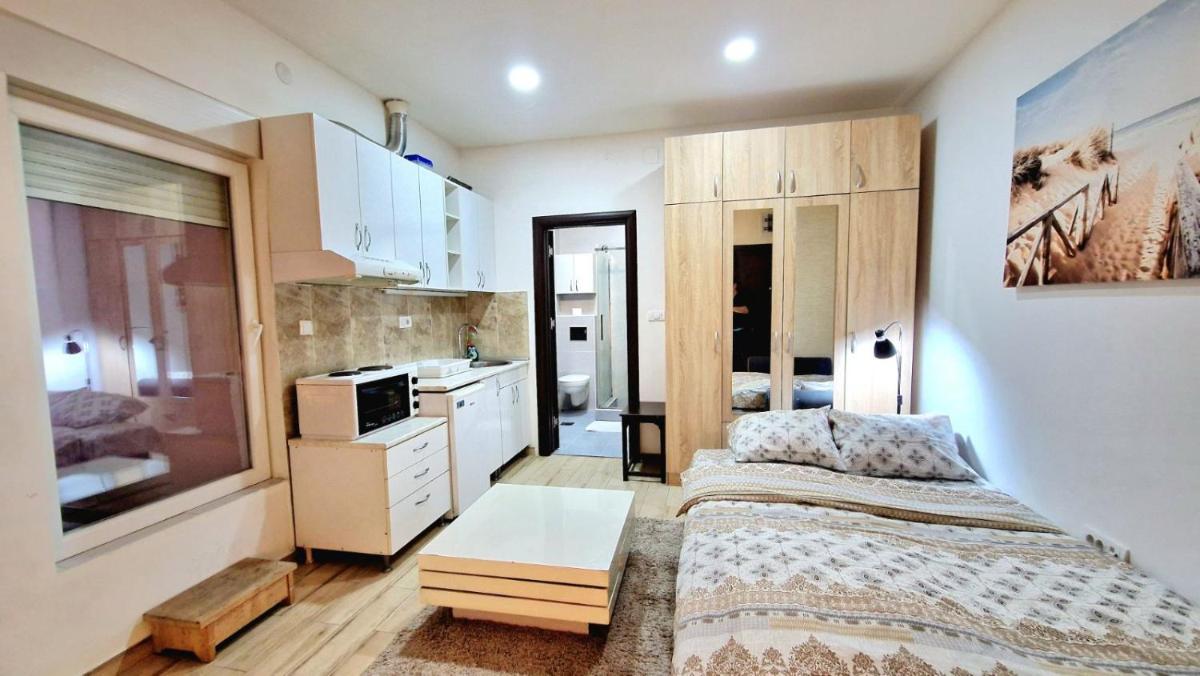 Delfin - Housity