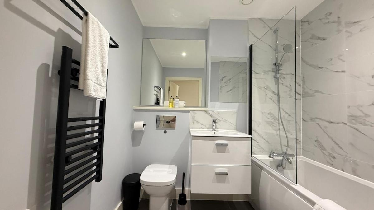 Bright and spacious Apartment - Housity