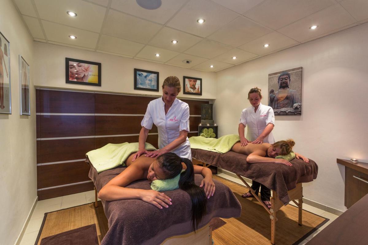 Clients de l'établissement Villa Cécile