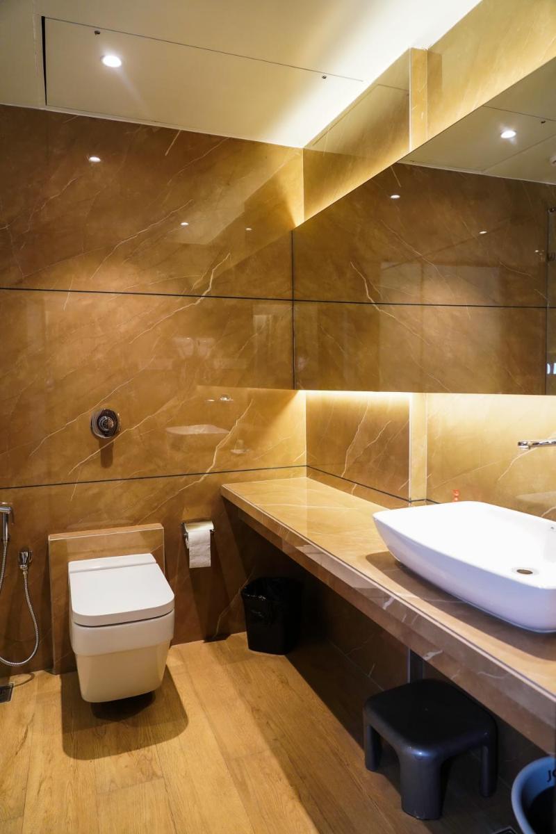 Hotel Sun Shine Inn - Housity