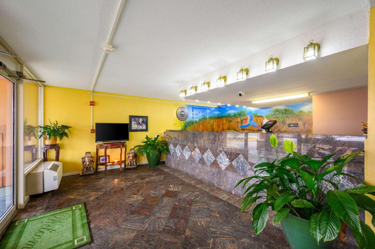 Econo Lodge Decatur South - Housity