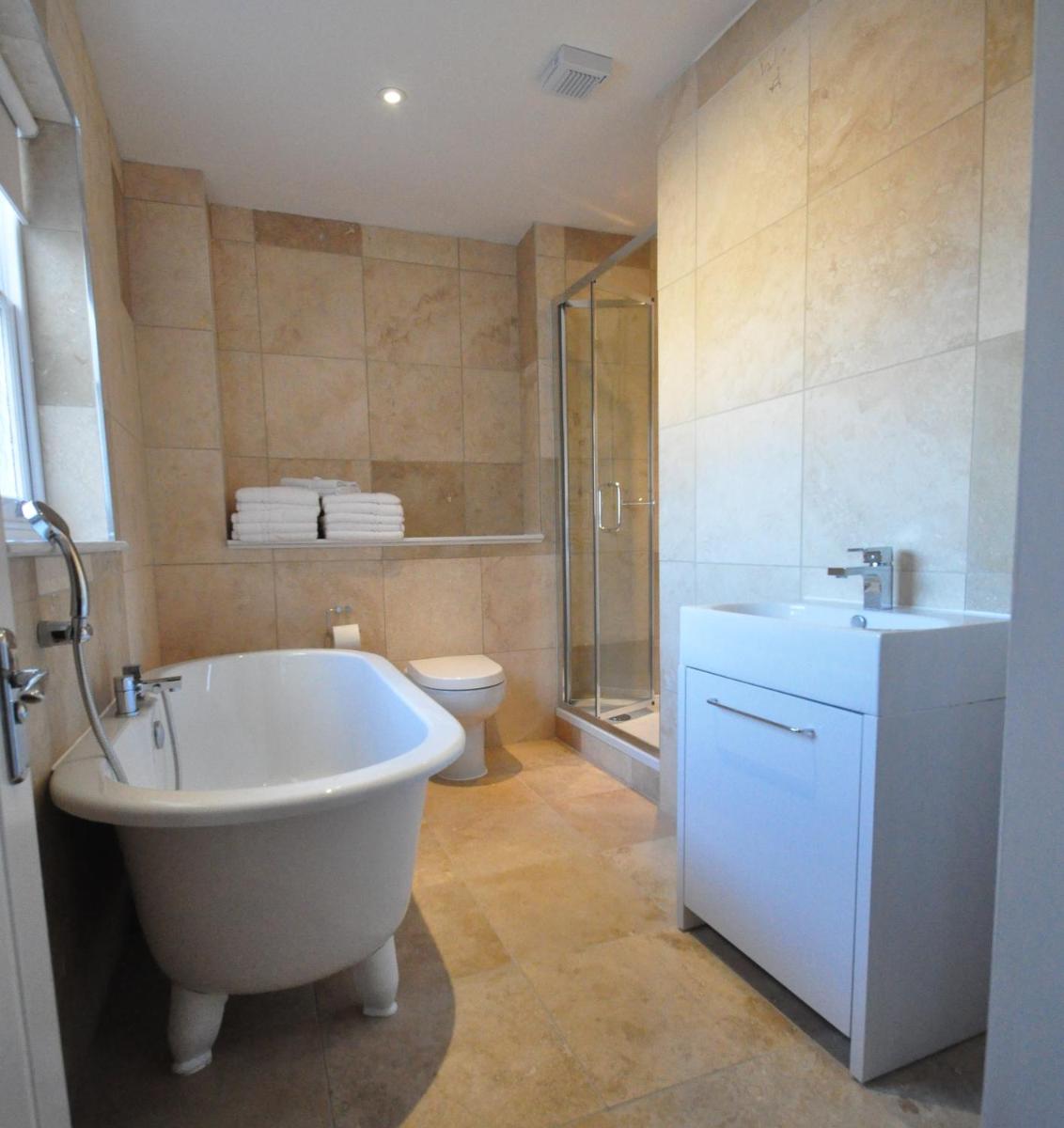Andover Apartments - Housity