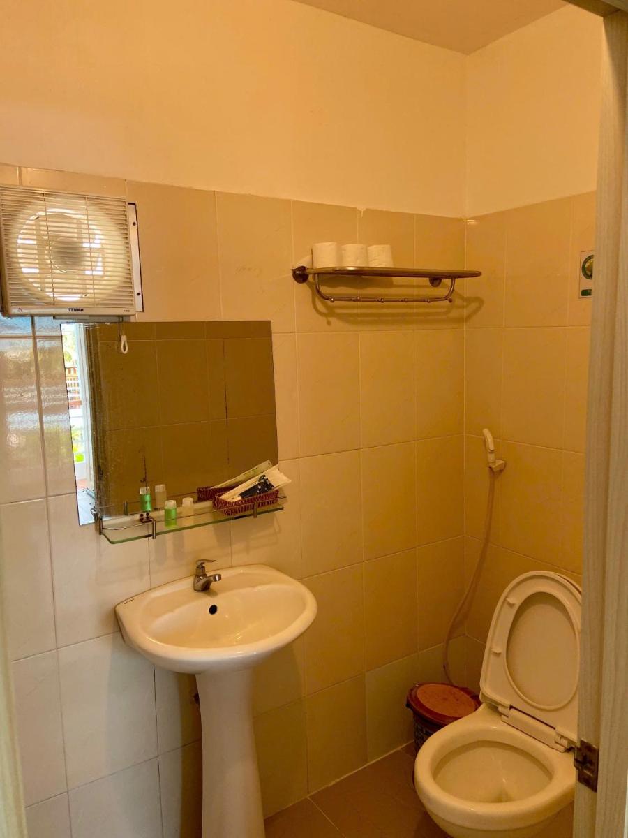 ღ Orchid Guesthouse ღ 5 minutes to the Beach & Night Market ღ - Housity