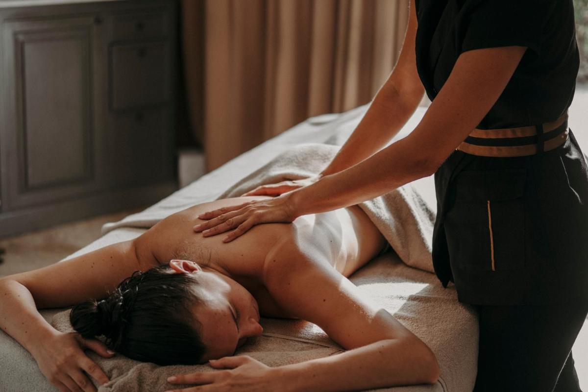 Spa ou équipements de bien-être de l'établissement Château St Pierre de Serjac