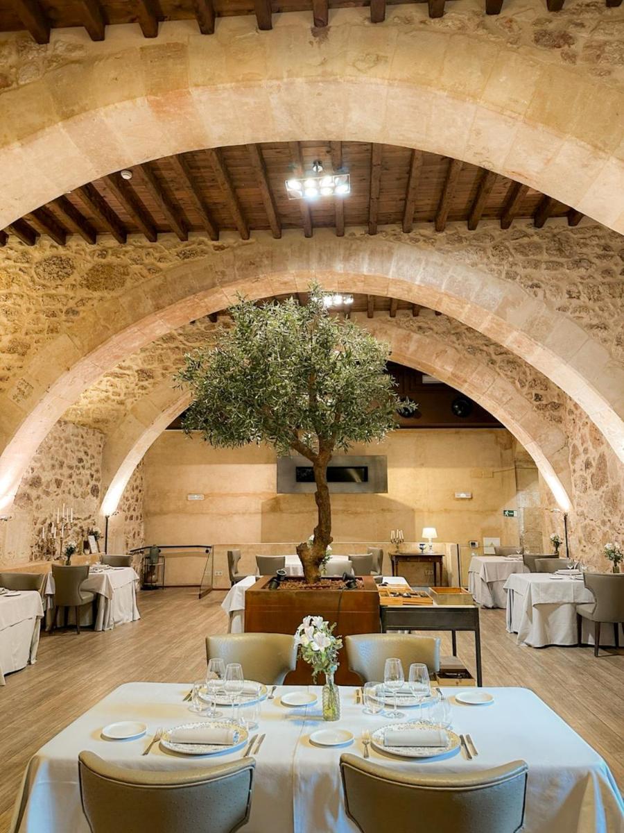 Zona de estar de Hospes Palacio de San Esteban, a Member of Design Hotels