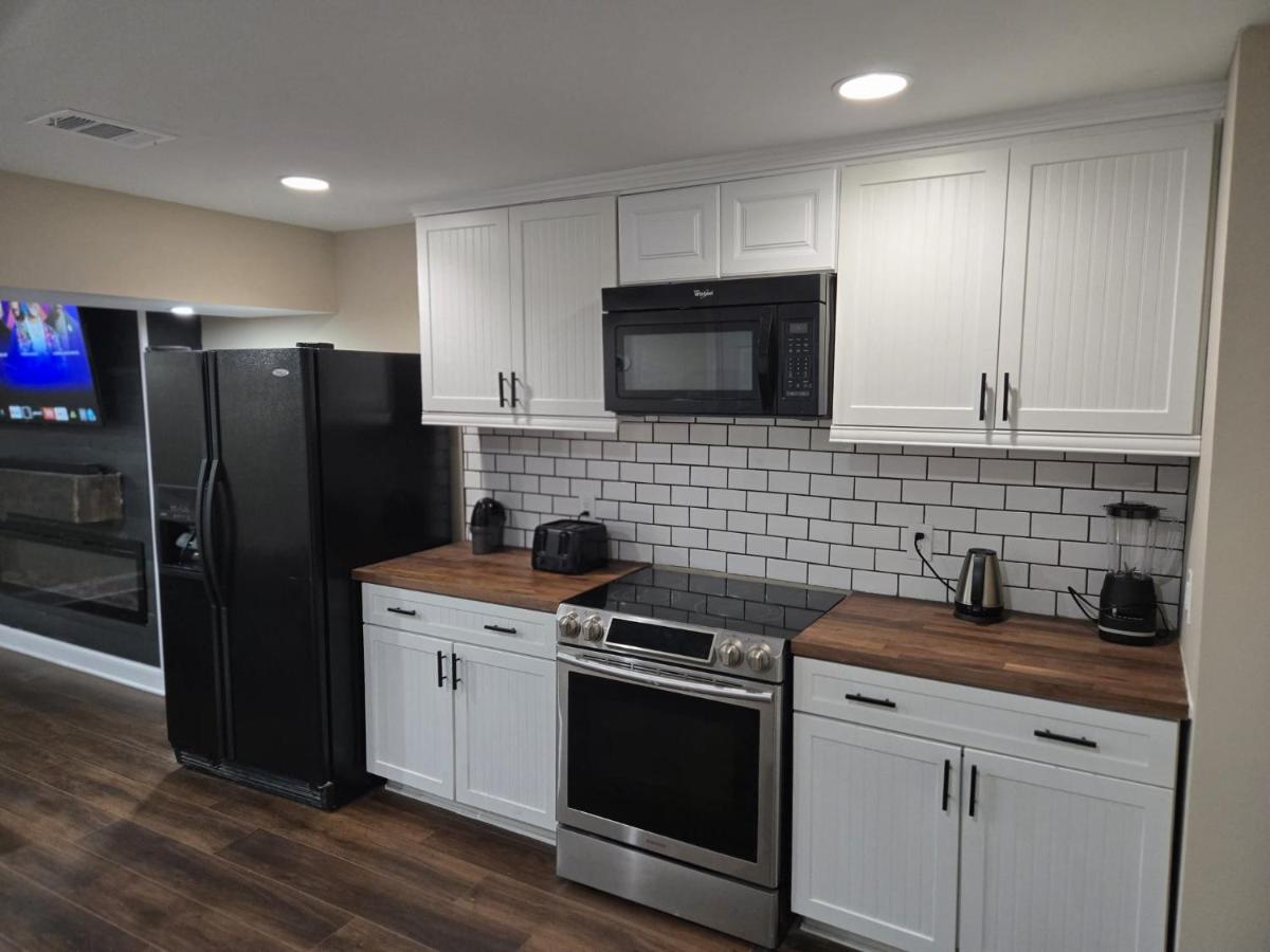 Gorgeous Guest Suite in Marietta!! Minutes from Historic Marietta Square - Housity