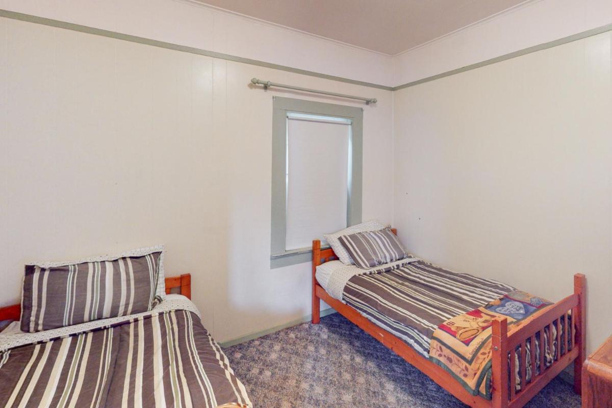 Captain's Cottage - Housity