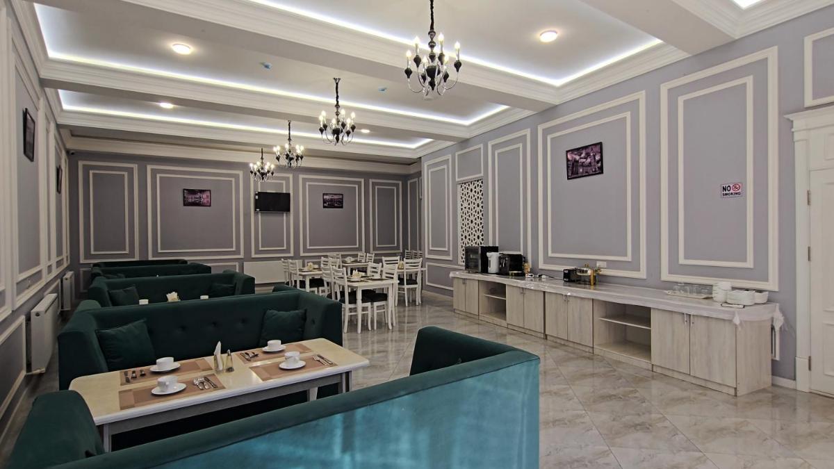 OLD STATION HOTEL - Housity