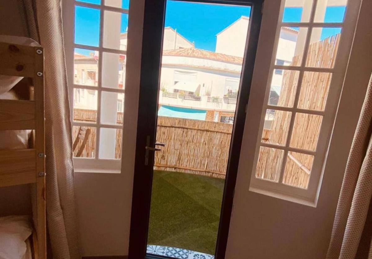Suites Aronas-hébergements climatisés rive droite plein centre ville - Housity