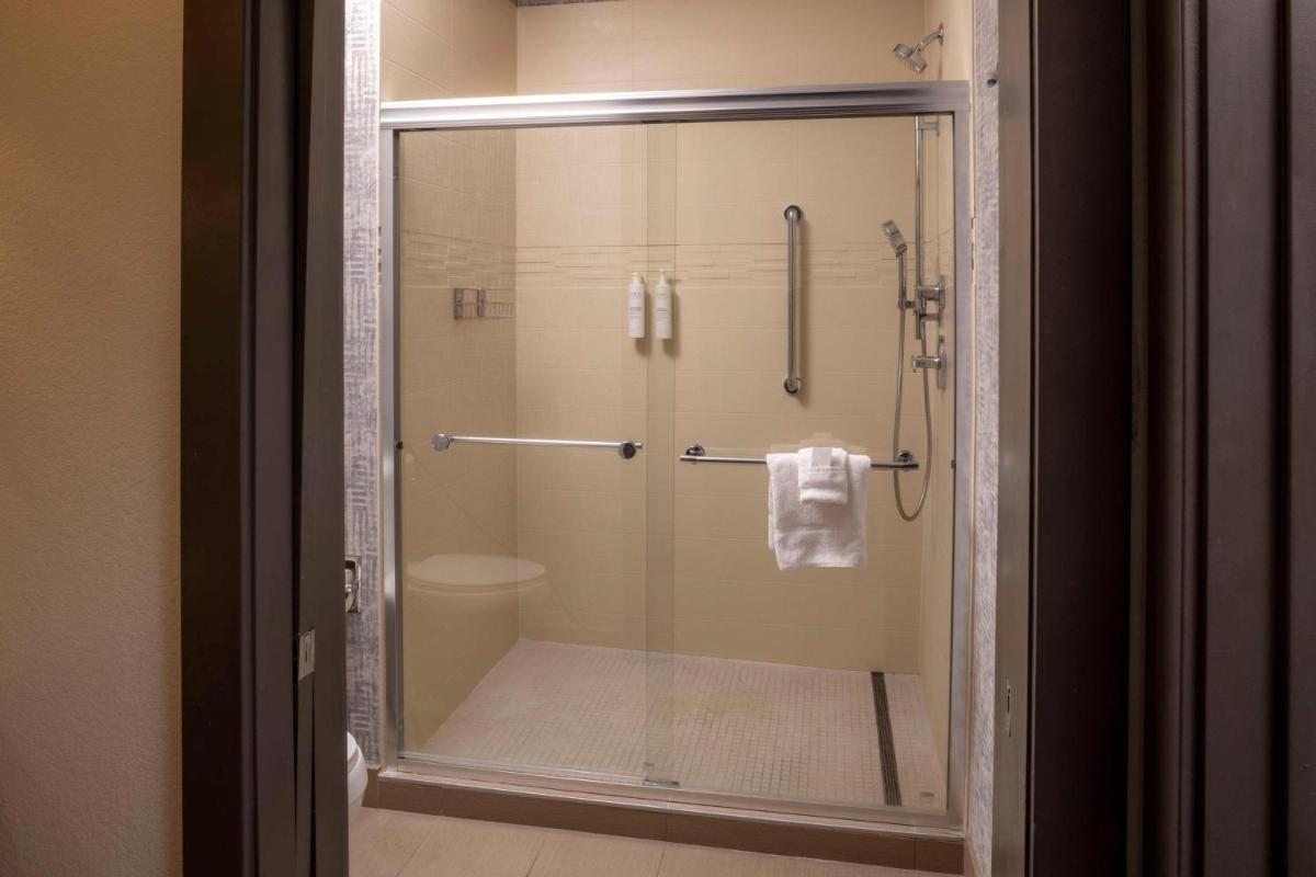 Homewood Suites by Hilton Jackson - Housity