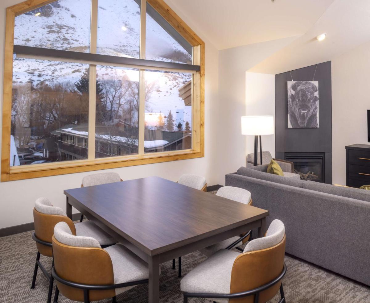 Homewood Suites by Hilton Jackson - Housity