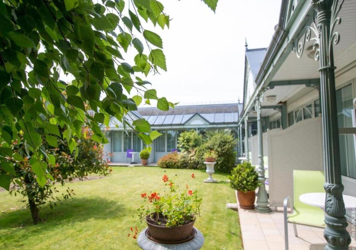 Jardin de l'établissement Domaine du Limonay, The Originals Collection