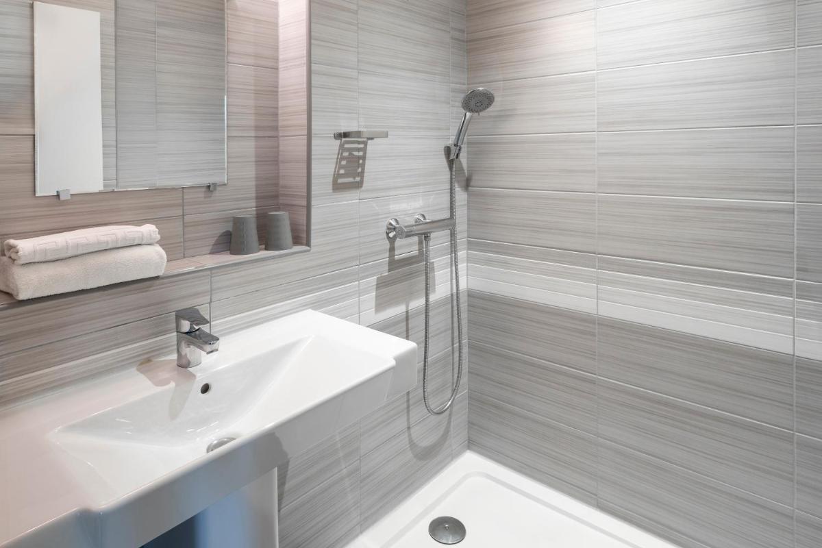 Sure Hotel by Best Western Angouleme - Housity