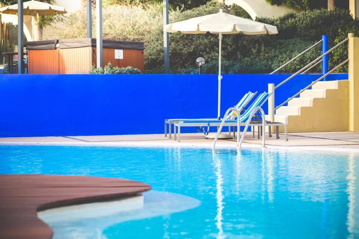Piscina en o cerca de Hotel LIVVO Risco del Gato Suites