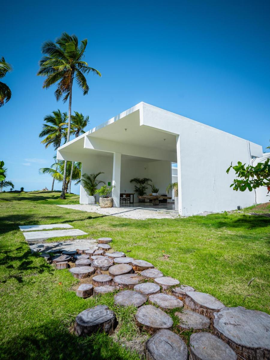 The Palm Bay Club Lodge - Housity