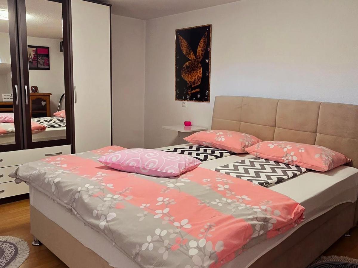 Dina's house - Housity