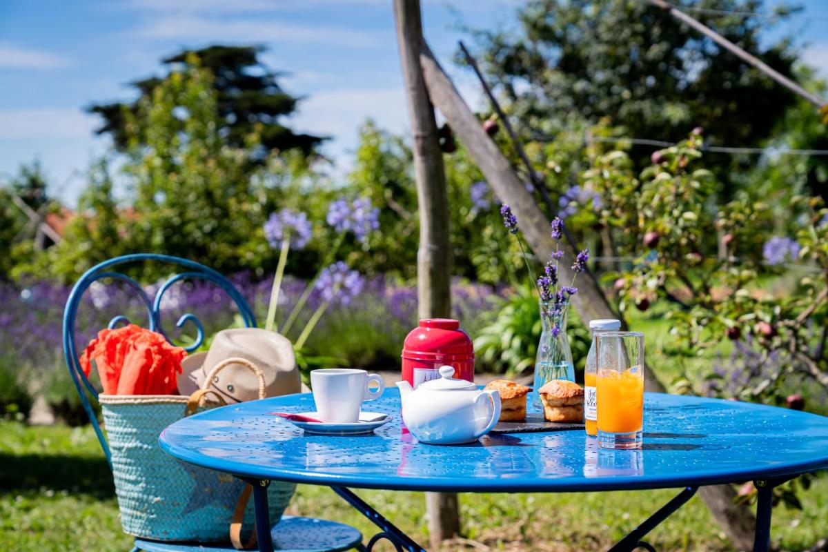 Boissons dans l'établissement Eco-Domaine La Fontaine - RESIDENCE-SPA - Plage de la Fontaine aux Bretons