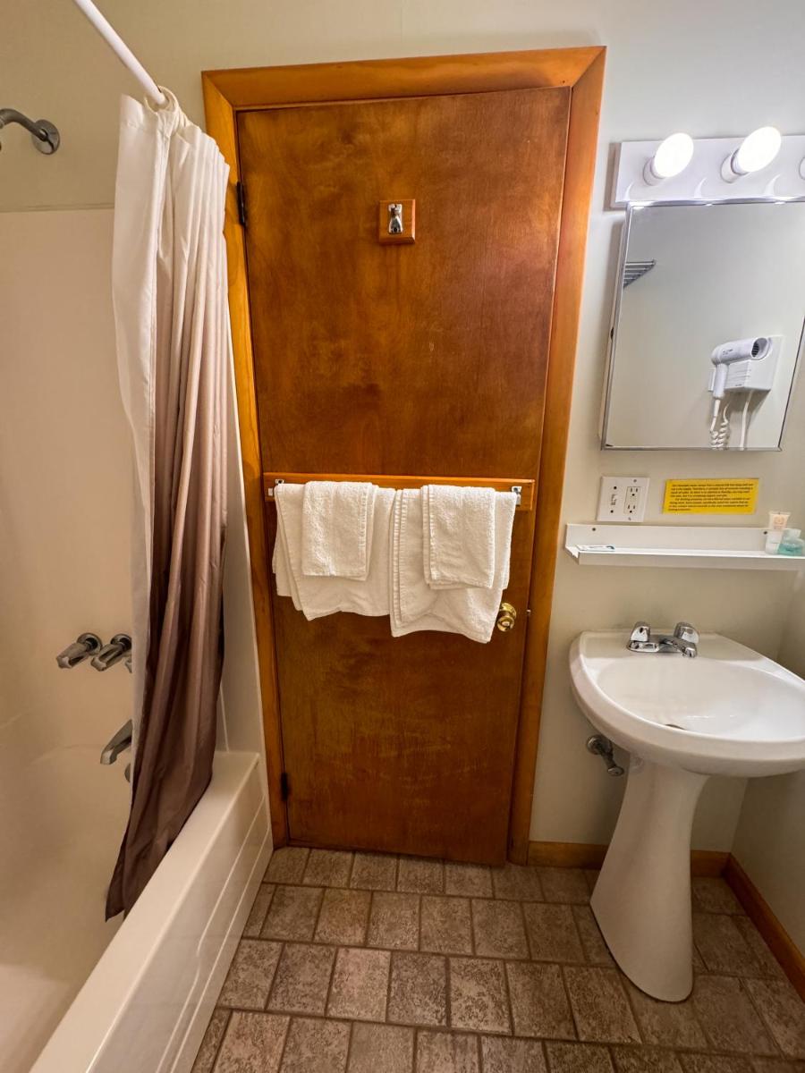 Xenia Lodge - Housity