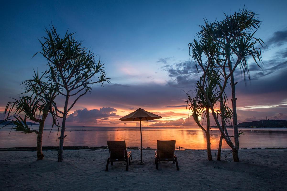 Sunset House Gili Meno - Housity