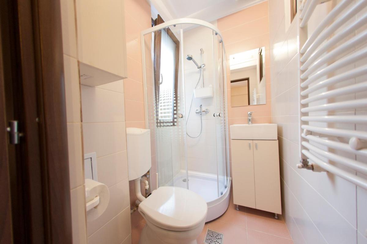 Studio 24 - Housity