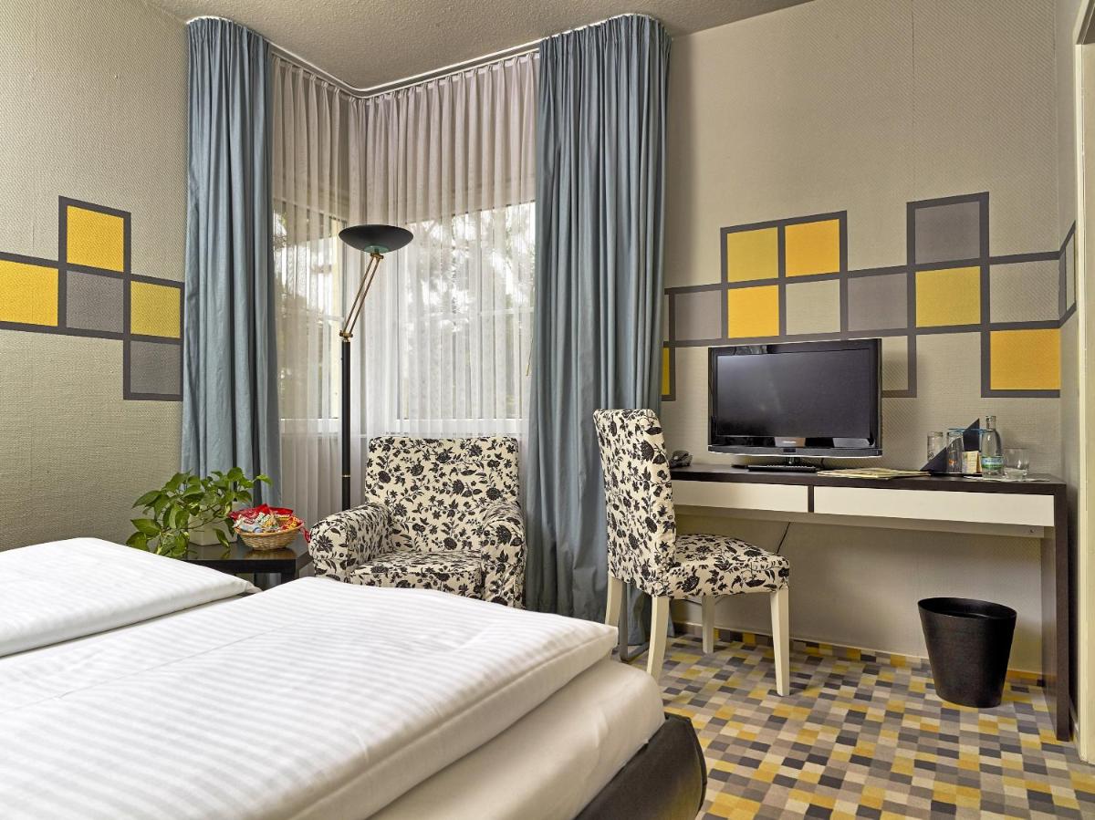 Hotel & Restaurant 5 Linden - Housity